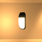 Black Plastic LED Outdoor Wall Light 15W