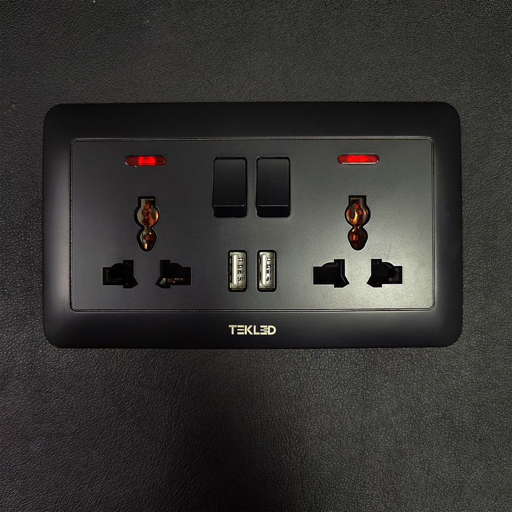250V 2Gang 13A Switched Univer Socket with USB