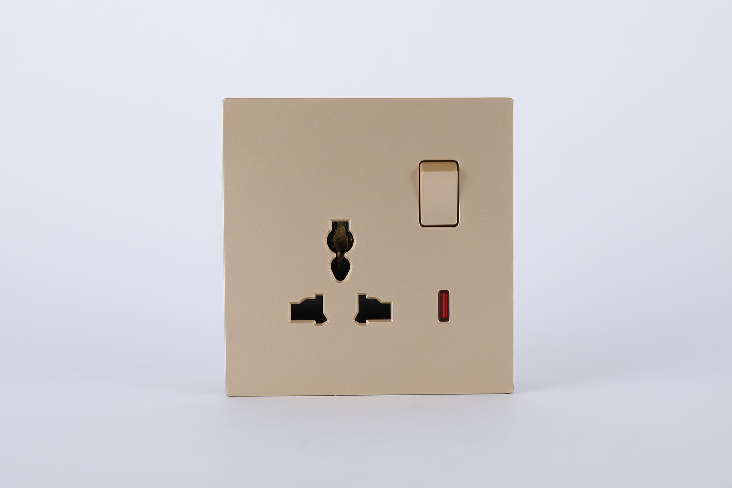 SWITCHED 3 PIN UNIVERSAL SOCKET WITH NEON S60-015 BABY FACE (TEKLED ELECTRIC)