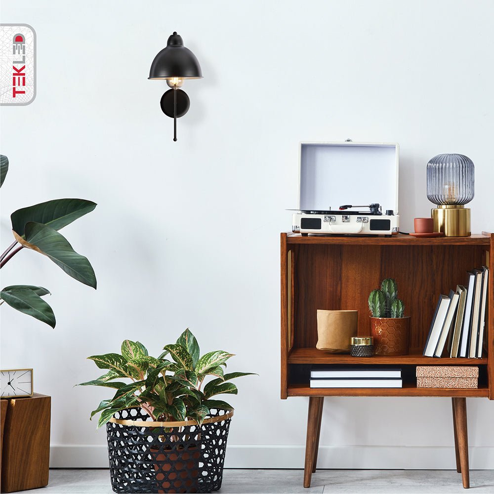 Indoor application ofBlack Metal Dome Wall Light with E27 Fitting