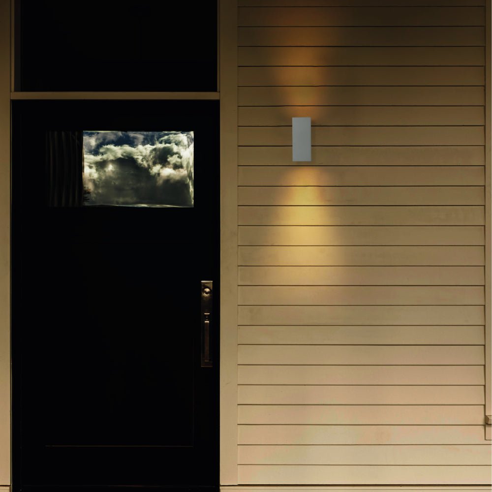 Outdoor usage of Cubioid Wall Lamp IP44 Grey with 2xGU10 Fitting | TEKLED 182-03350