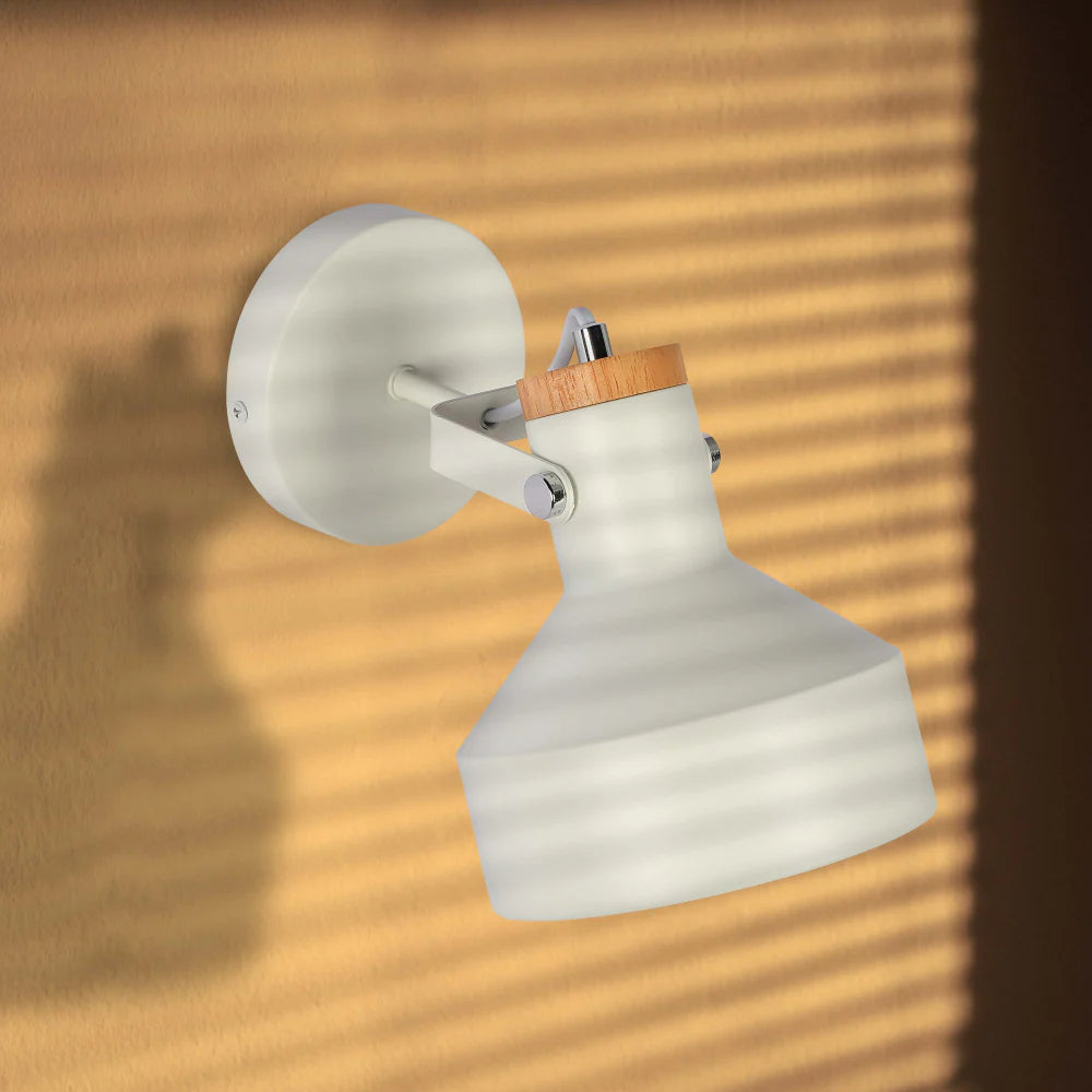 Nordic Wood Accent Wall Light