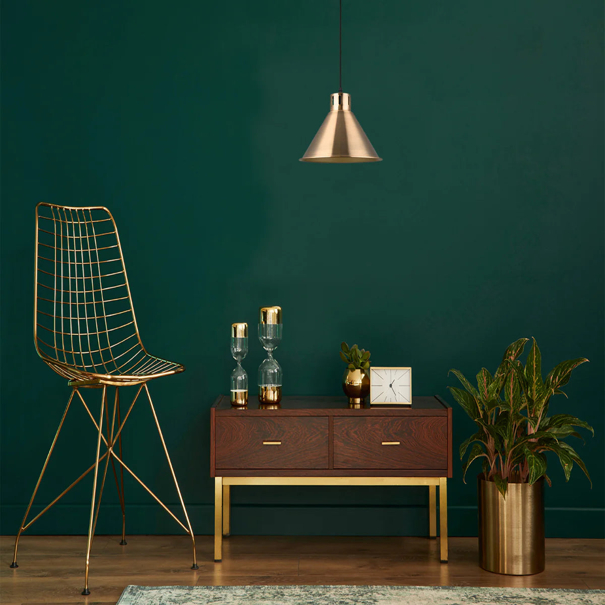 Sleek Industrial Cone Pendant Light 150-18433 in play