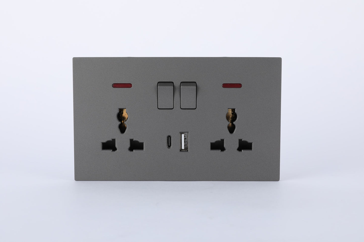 SWITCHED DOUBLE 3 PIN UNIVERSAL SOCKET WITH A+C PORT (FAST CHARGE) S60-056 BABY FACE (TEKLED ELECTRIC)