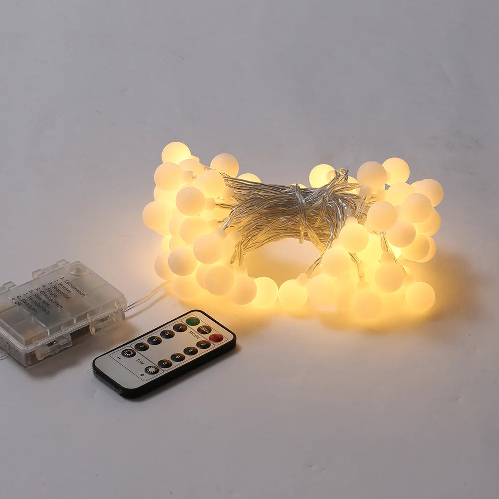 Felis LED Globe 80 LEDs 8m with Battery Pack & Remote Control Warm White LED String Light