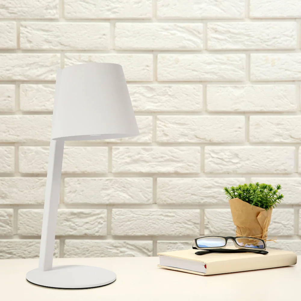 Solar-Powered Portable Outdoor LED Table Lamp